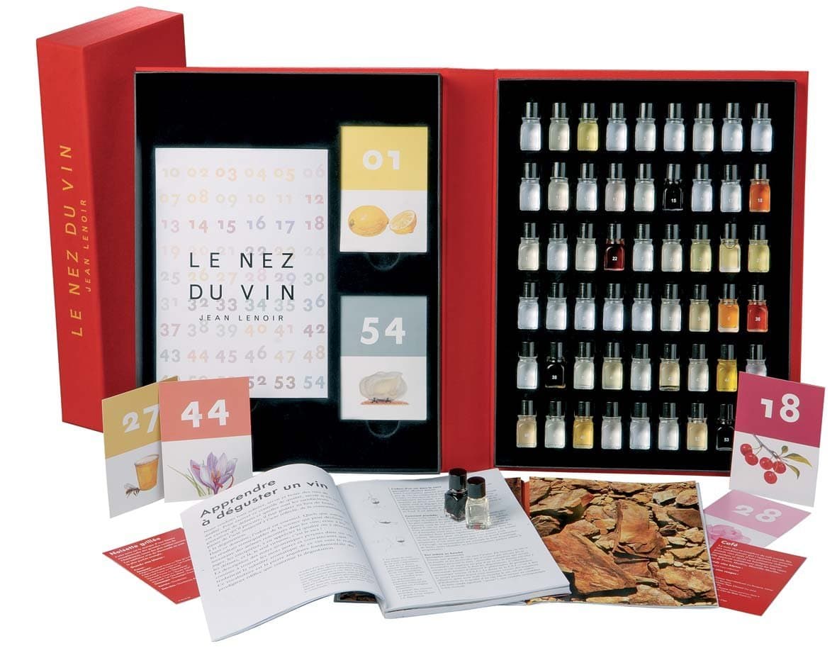 jean Renoir 56039Le Nez du Vin–54Flavours, Language: English