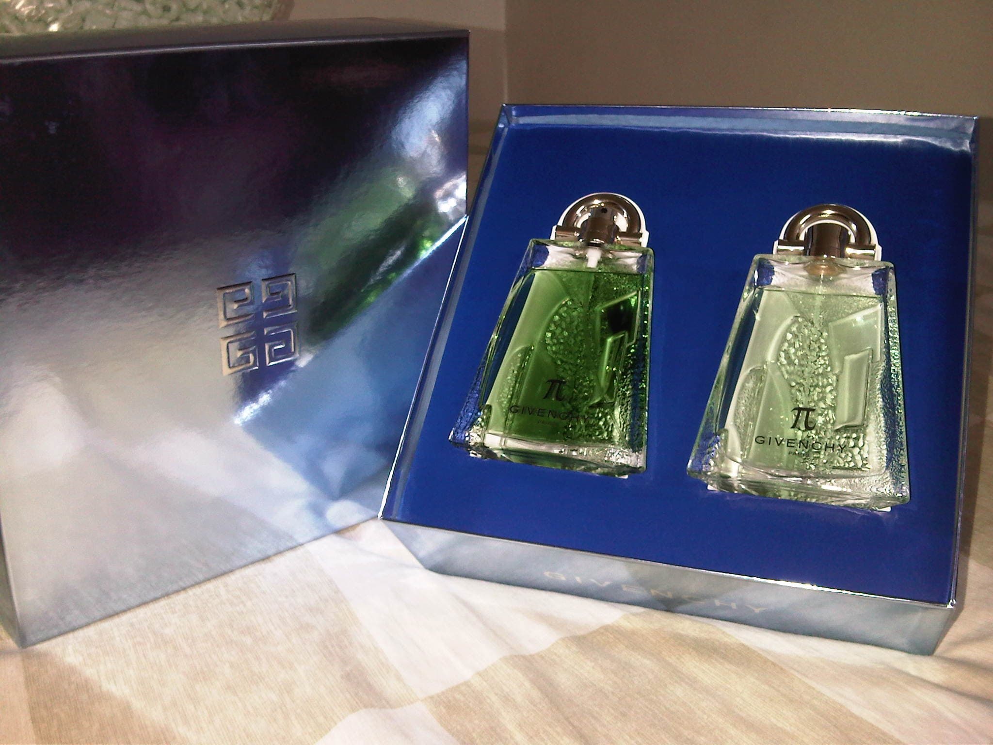 Givenchy Pi De Fraiche by Givenchy 2pc Set Men (3.4 oz edt spray & 3.4 oz Aftershave Fresh Lotion)
