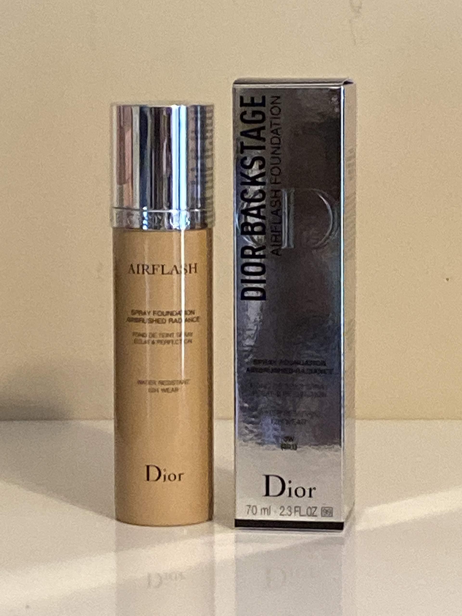 Diorskin Airflash Spray Foundation 301 Sand (Light to Medium: Warm Yellow Undertone)