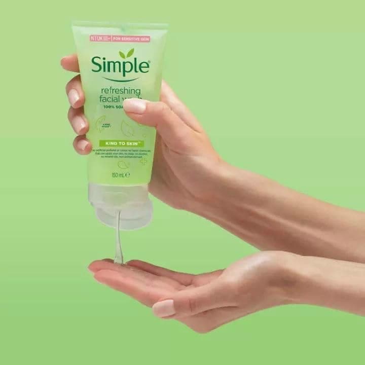 [HCM](Mẫu mới)Sữa rửa mặt Simple Kind to Skin Refreshing Facial Wash 150ml dành cho da dầu da nhạy cảm