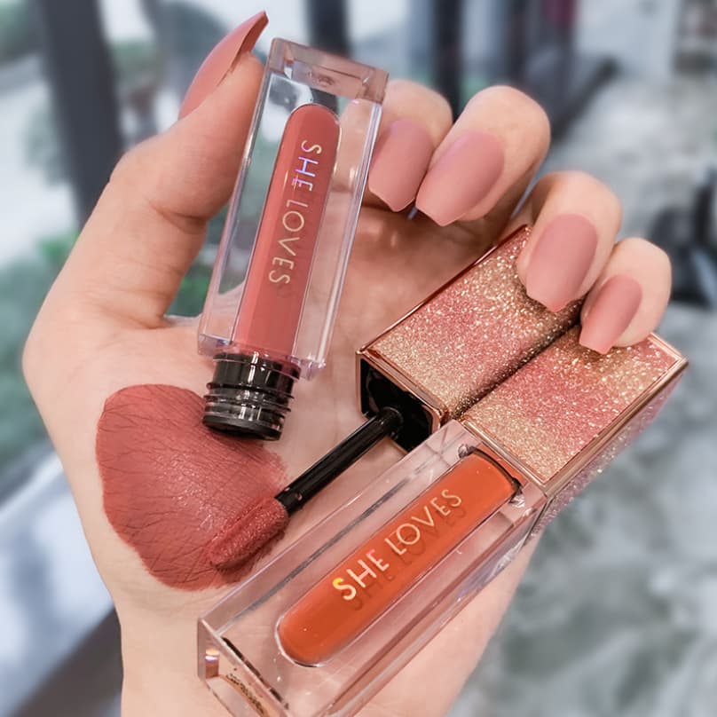 Son kem lì không dính cốc Sheloves Sparkling Starry Sky Lip Gloss 5ml