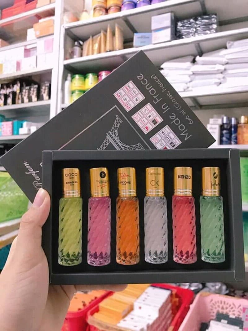 Set nước hoa 6 chai hình tháp  Set nước hoa Pháp 6 chai mini hương thơm lôi cuốn và quyến rũ